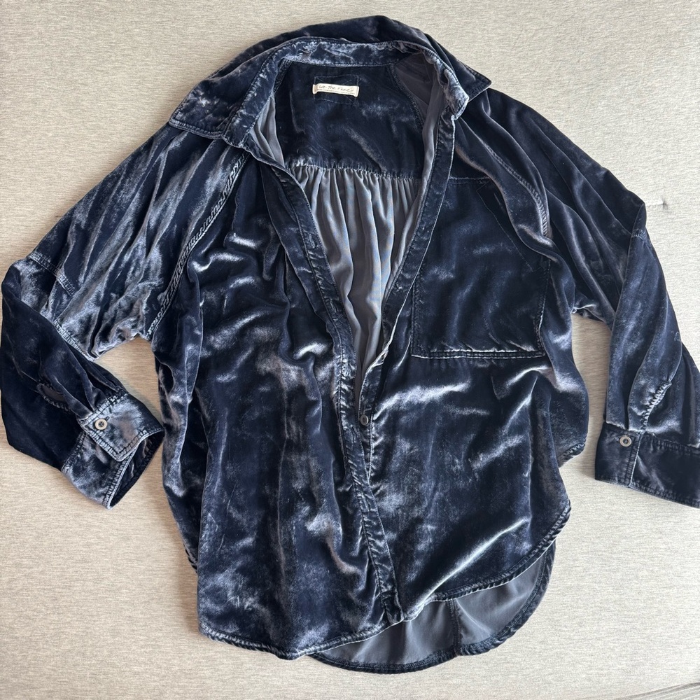 Night Skies Velvet Button-Up Shirt - Picture 4 of 8